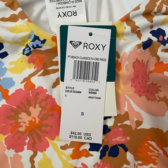 One piece Roxy bathing suit - Picture 6 of 11